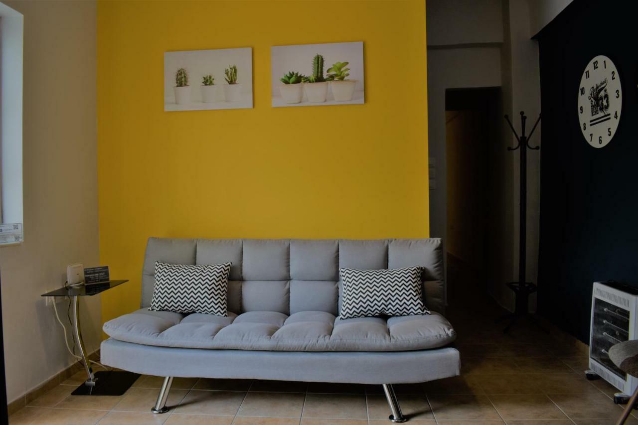 Cozy Apartment In Central Athene Buitenkant foto